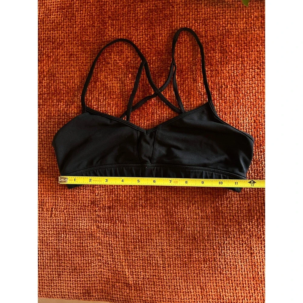 Alo Yoga Black Strappy Cross Back Mesh Inset V-Neck Sports Bra Activewear (XS?)